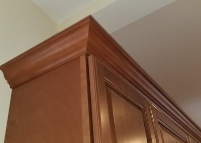 Kitchen cabinet crown molding